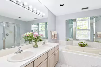 1 Plantation Drive, Hauppauge, NY 11788 - Photo 29