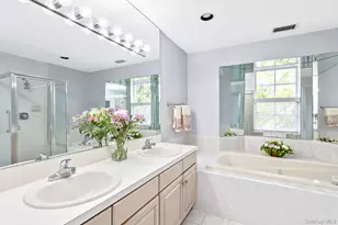 1 Plantation Dr, Hauppauge, NY 11788 - Photo 29