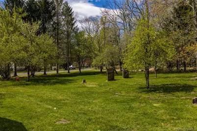 88 W Peenpack Trail, Sparrow Bush, NY 12780 - Photo 37