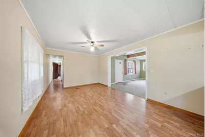 88 W Peenpack Trail, Sparrow Bush, NY 12780 - Photo 7