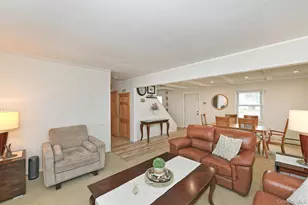 17 Ring Ln, Levittown, NY 11756 - Photo 13