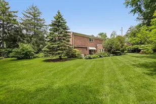 1055 Mamaroneck Ave, White Plains, NY 10605 - Photo 5