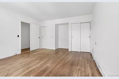 1055 Mamaroneck Avenue, White Plains, NY 10605 - Photo 23