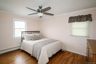 8 Broadfield Pl, Glen Cove, NY 11542 - Photo 15