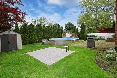8 Broadfield Place, Glen Cove, NY 11542 - Photo 25