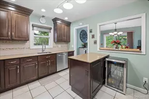1 Allen Pl, Bronxville, NY 10708 - Photo 9