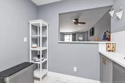 360 Shore Road #2C, Long Beach, NY 11561 - Photo 5