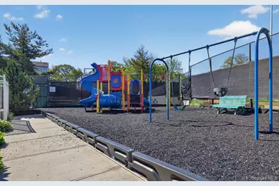 241-31 Oak Park Drive #51C, Douglaston, NY 11362 - Photo 35