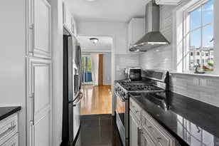 241-31 Oak Park Dr, Douglaston, NY 11362 - Photo 7