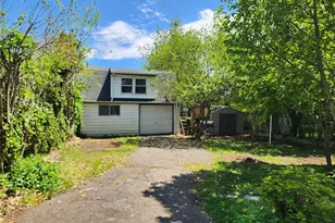 839 Fullerton Ave, Uniondale, NY 11553 - Photo 3