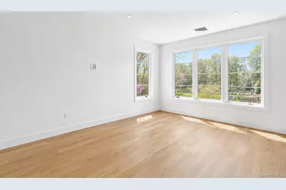 14 Ridge Road, Southampton, NY 11968 - Photo 17