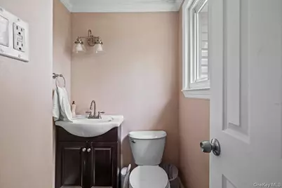 68 Janet Street, Port Jefferson, NY 11776 - Photo 17