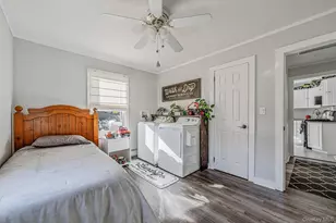 66 Hedges Rd, Patchogue, NY 11772 - Photo 23