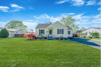 66 Hedges Road, Patchogue, NY 11772 - Photo 9