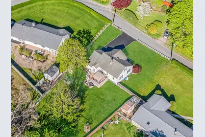 66 Hedges Road, Patchogue, NY 11772 - Photo 5