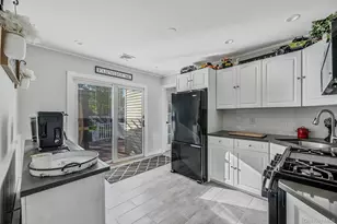 66 Hedges Rd, Patchogue, NY 11772 - Photo 29