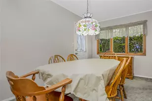 142 Elkton Ln, North Babylon, NY 11703 - Photo 9