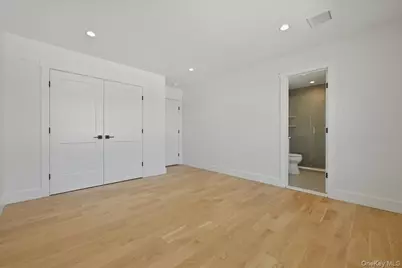 72 Cypress Lane, Westbury, NY 11590 - Photo 25