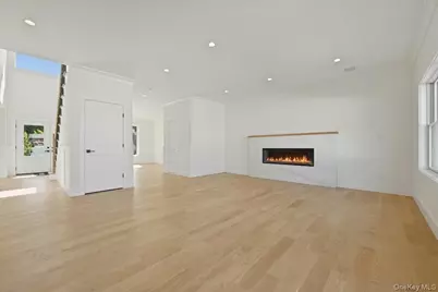72 Cypress Lane, Westbury, NY 11590 - Photo 11
