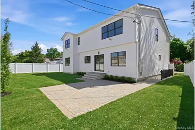 72 Cypress Lane, Westbury, NY 11590 - Photo 33