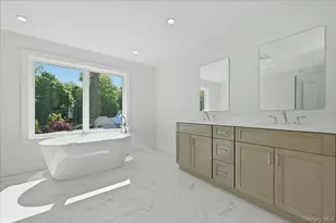 72 Cypress Ln, Westbury, NY 11590 - Photo 19