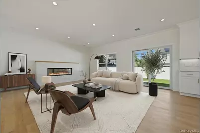 72 Cypress Lane, Westbury, NY 11590 - Photo 5