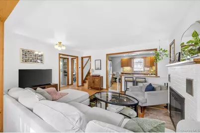 23 Roosevelt Place, Newburgh, NY 12550 - Photo 11