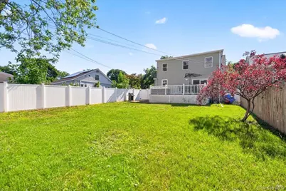 23 Roosevelt Place, Newburgh, NY 12550 - Photo 29