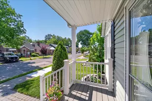 23 Roosevelt Pl, Newburgh, NY 12550 - Photo 3
