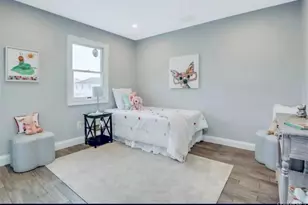 498 Farmers Ave, Bellmore, NY 11710 - Photo 13