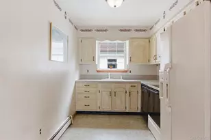 23 Woodside Ave, Port Jefferson, NY 11777 - Photo 9