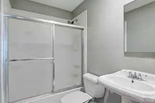 23 Woodside Ave, Port Jefferson, NY 11777 - Photo 15