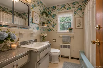 36 Barrington Street, Westbury, NY 11590 - Photo 27