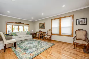 88-68 Commonwealth Blvd, Bellerose, NY 11426 - Photo 3
