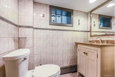 88-68 Commonwealth Boulevard, Bellerose, NY 11426 - Photo 21