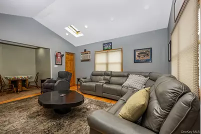 88-68 Commonwealth Boulevard, Bellerose, NY 11426 - Photo 13
