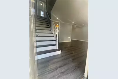 121 Sheridan Avenue, Williston Park, NY 11596 - Photo 5
