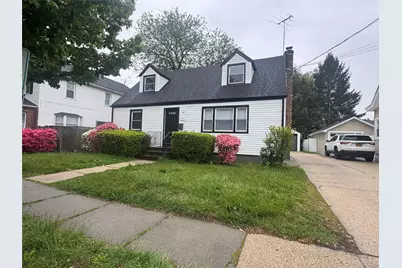 121 Sheridan Avenue, Williston Park, NY 11596 - Photo 1