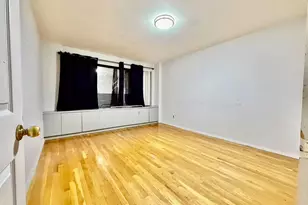 87-14 57th Rd, Elmhurst, NY 11373 - Photo 7