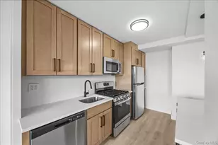 820 Boynton Ave, Bronx, NY 10473 - Photo 9