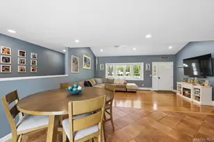 85 Old Stone Rd, Calverton, NY 11933 - Photo 17