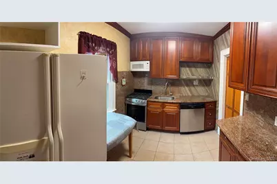 102-06 63rd Avenue #2, Forest Hills, NY 11375 - Photo 9