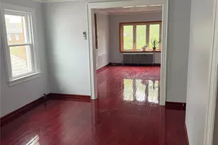 102-06 63rd Ave, Forest Hills, NY 11375 - Photo 3