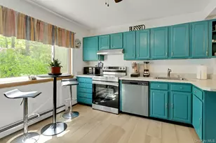 18 Scenic Cir, Croton on Hudson, NY 10520 - Photo 9