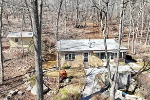 31 Hemlock Hill Ln, Montebello, NY 10901 - Photo 5