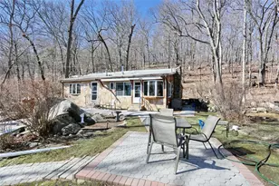 31 Hemlock Hill Ln, Montebello, NY 10901 - Photo 9