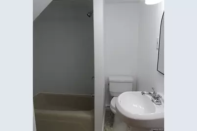 35 Taylor Avenue #2, Poughkeepsie, NY 12601 - Photo 17