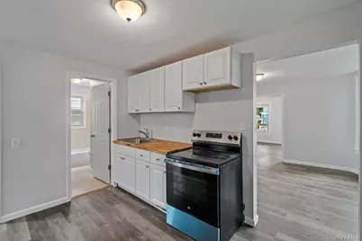 21 Lent Street, Poughkeepsie, NY 12601 - Photo 17