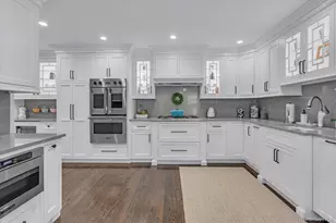 4 Wood Path Dr, Northport, NY 11768 - Photo 11