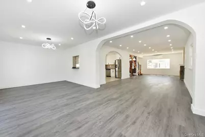 7627 175th Street, Fresh Meadows, NY 11366 - Photo 9